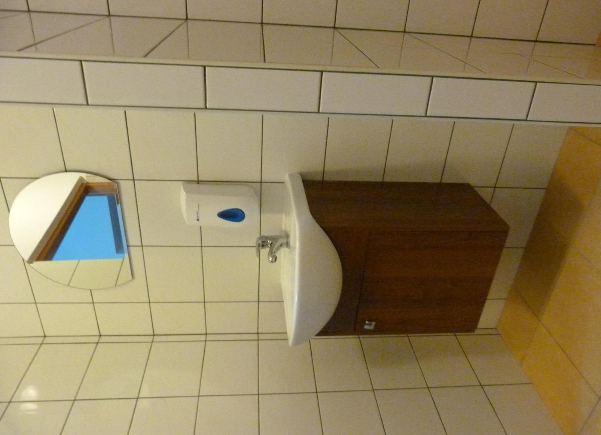 Jasna Hostelik Self Check-In Βαρσοβία Εξωτερικό φωτογραφία